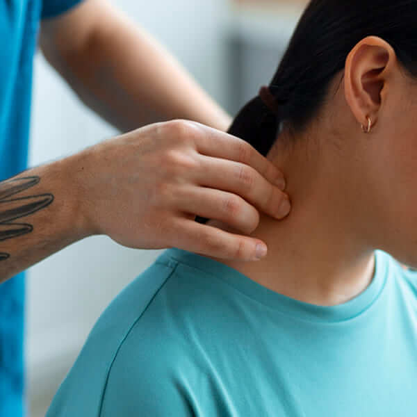 comment soulager douleur cou rapidement